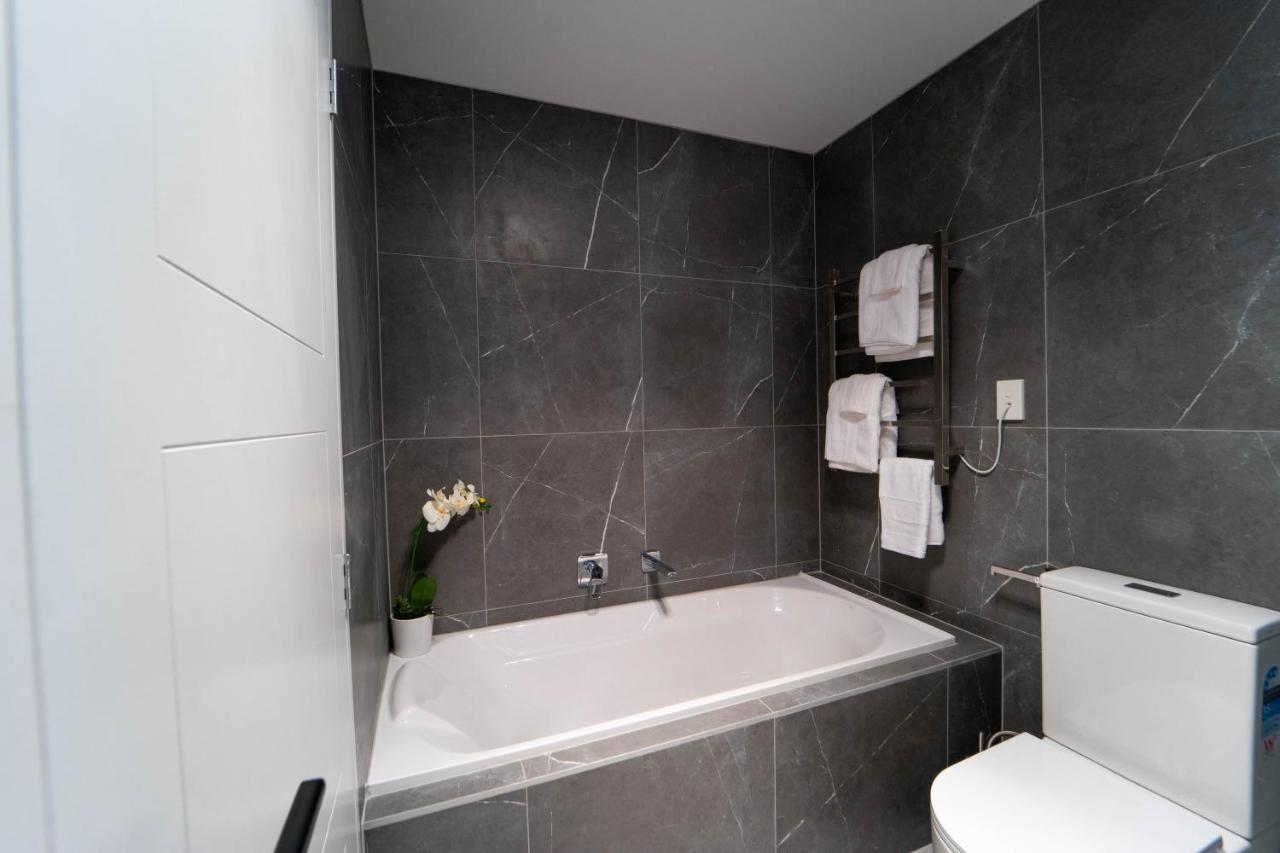Modern Sunnyhills Town House Βίλα Όκλαντ Εξωτερικό φωτογραφία